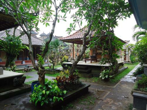 Hostal Warsa's Guest House