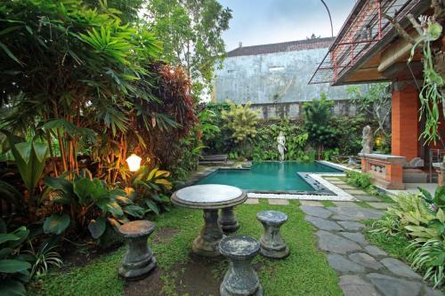 Hostal Pering Bungalow