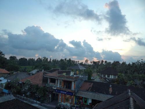 Hostal Brata Inn