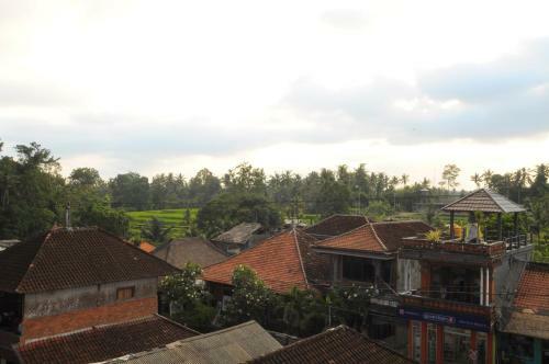 Hostal Brata Inn