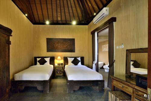 Gino Feruci Villa Ubud