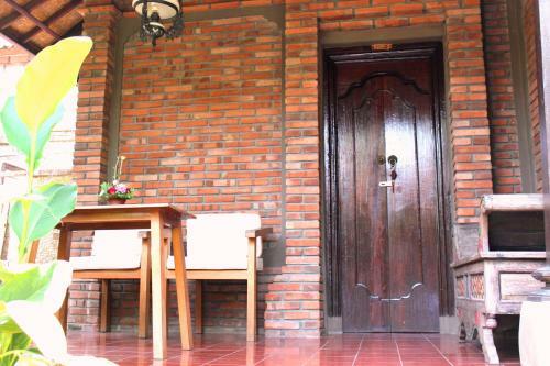 Hostal Dewa Bungalows