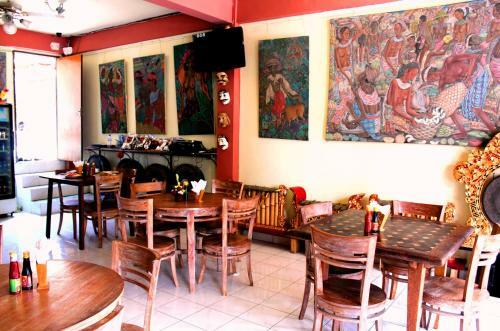 Hostal Dewa Bungalows