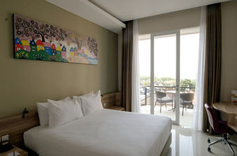 Mahogany Hotel