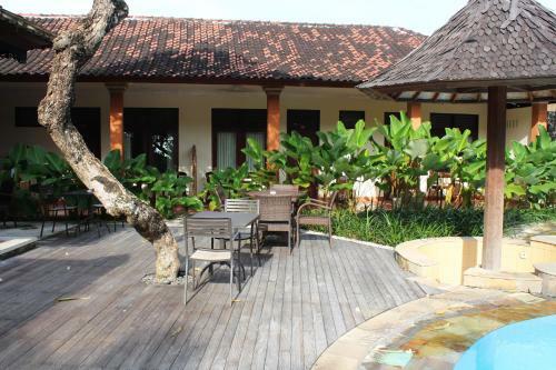 Indi Hotel