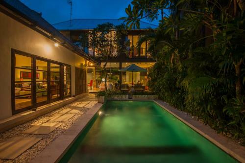 Villa Cicada Executive Residence