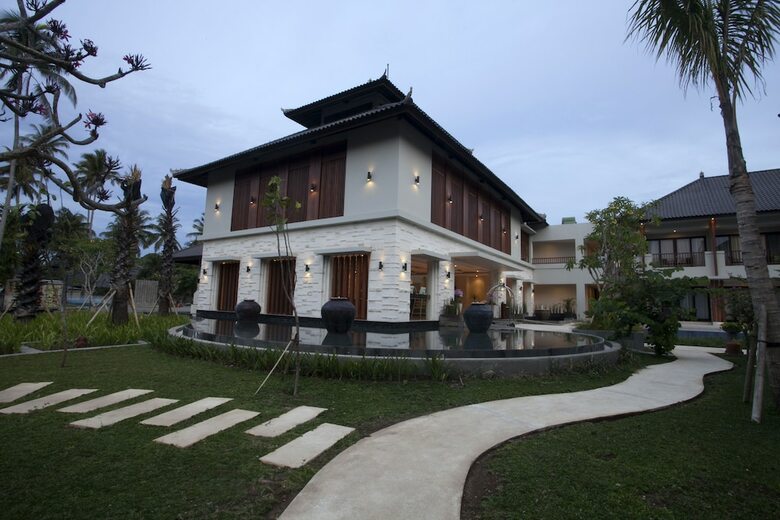 Grand Whiz Hotel Nusa Dua Bali