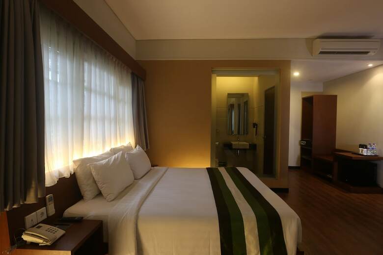 Grand Whiz Hotel Nusa Dua Bali