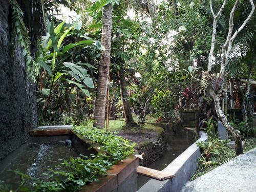 Hostal Madra Homestay