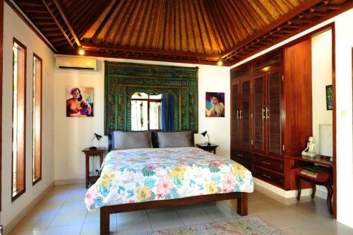 Villa Bulan Mas