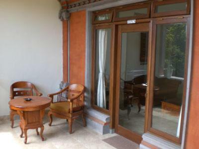 Hostal Nuriani Guest House