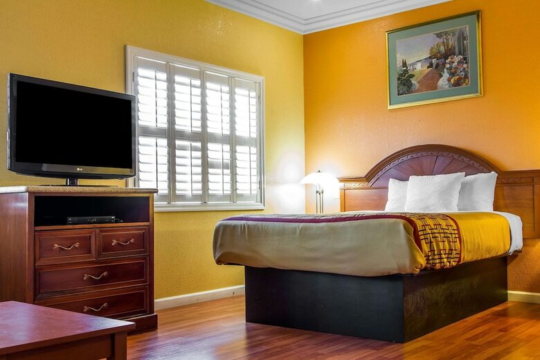 Hotel Mainstay Suites