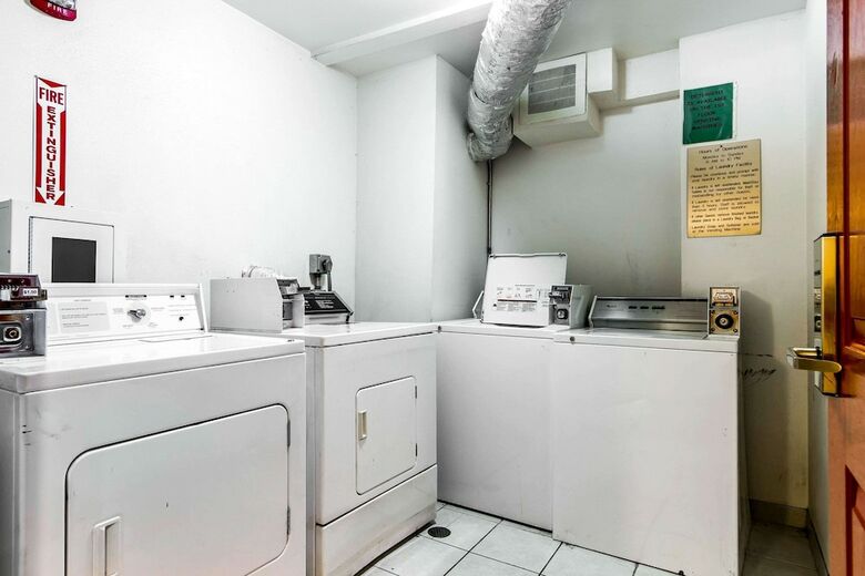 Hotel Mainstay Suites
