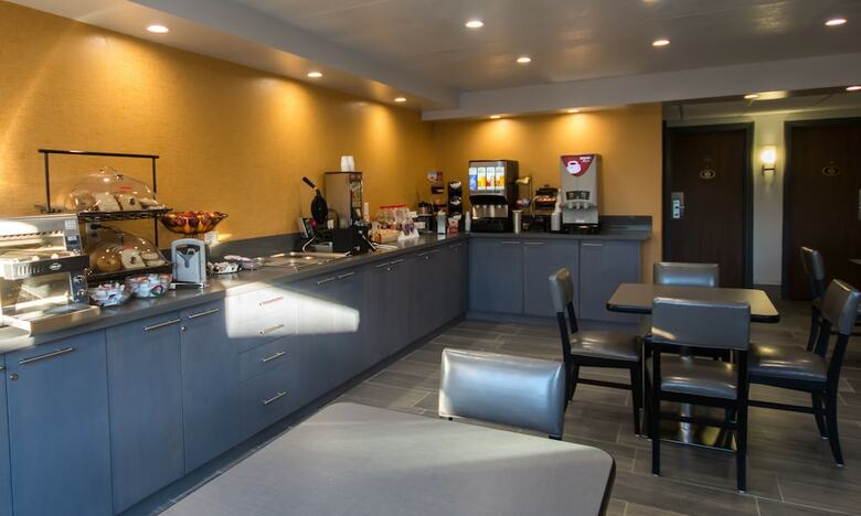 Hotel Comfort Inn Leamington