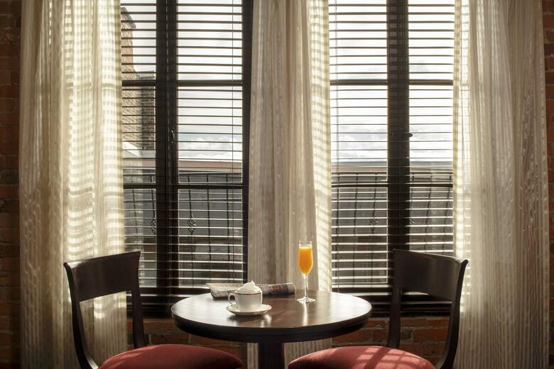 Nelligan Hotel
