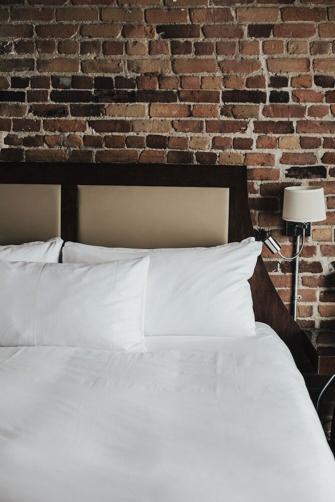 Nelligan Hotel