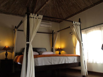 Hostal Okawati Hotel