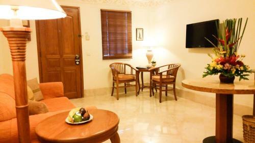 Hotel Club Bali Suites @ Legian Beach