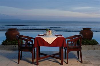 Hotel Lotus Bungalows