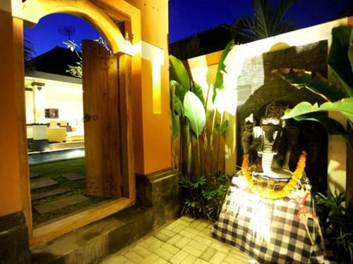 Tanjung Lima Villa