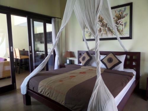 Tanjung Lima Villa