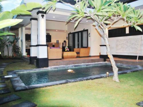 Tanjung Lima Villa