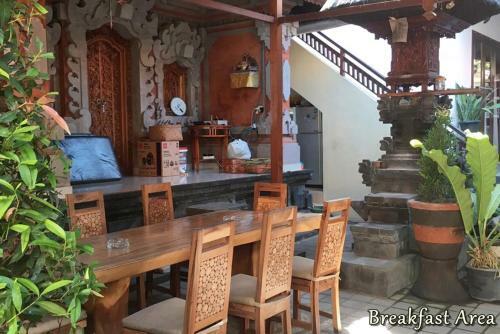 Hostal Agus Tri Homestay