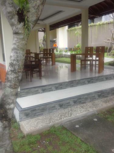 Hostal Dewi Ayu Accommodation