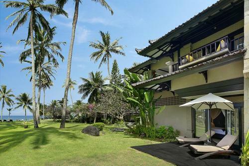 Hotel Candi Beach Resort & Spa