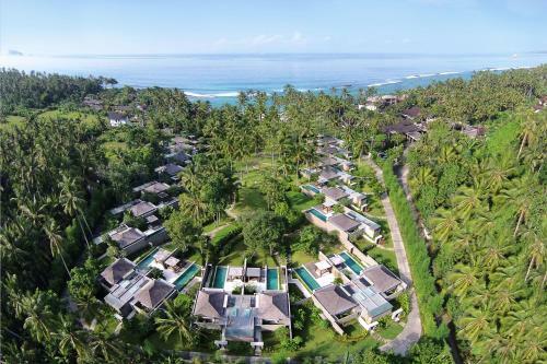 Hotel Candi Beach Resort & Spa