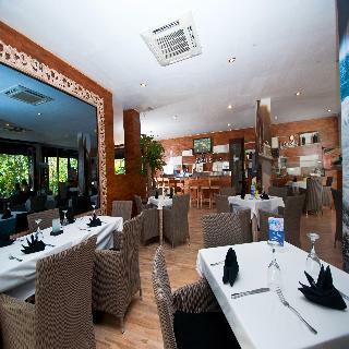 Hotel The Dipan Resort, Villas And Spa