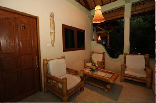 Hostal Pondok Bambu Seaside Bungalows