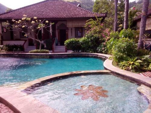 Hostal Pondok Bambu Seaside Bungalows