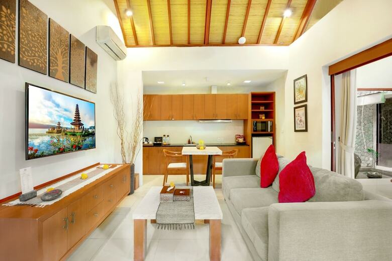 Legian Kriyamaha Villa