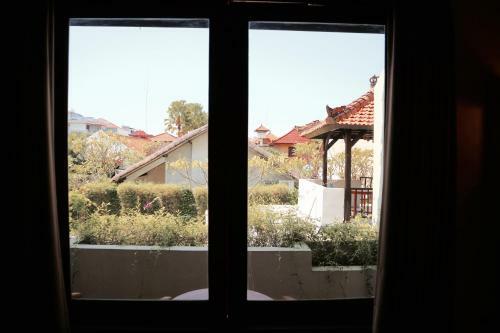 Hotel Kuta Lagoon Resort And Pool Villas