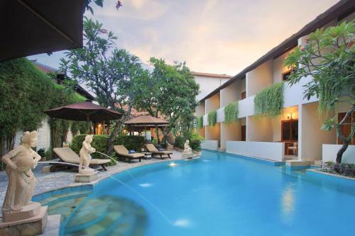 Hotel Kuta Lagoon Resort And Pool Villas