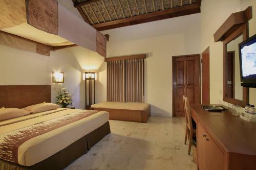 Hotel Kuta Lagoon Resort And Pool Villas