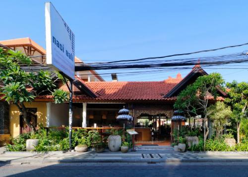 Hotel Adi Dharma Cottages
