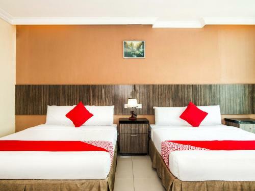 Crystal City Hotel