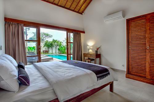 Echo Beach Villa