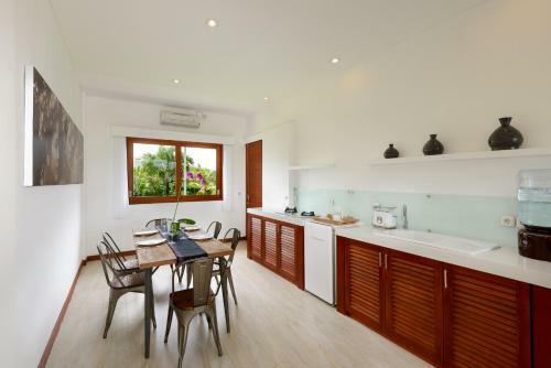Echo Beach Villa