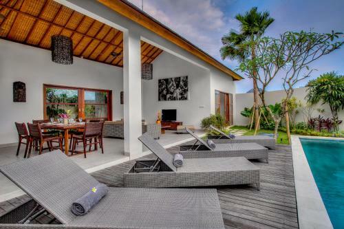 Echo Beach Villa