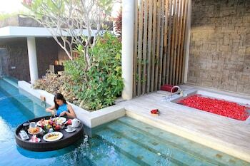 Berry Amour Villas