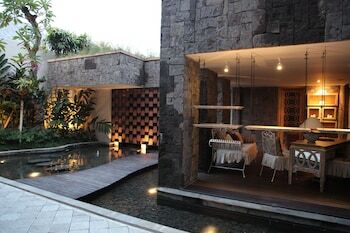 Berry Amour Villas