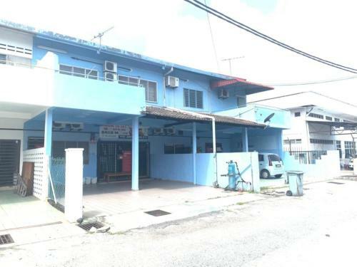 Hostal Yb House