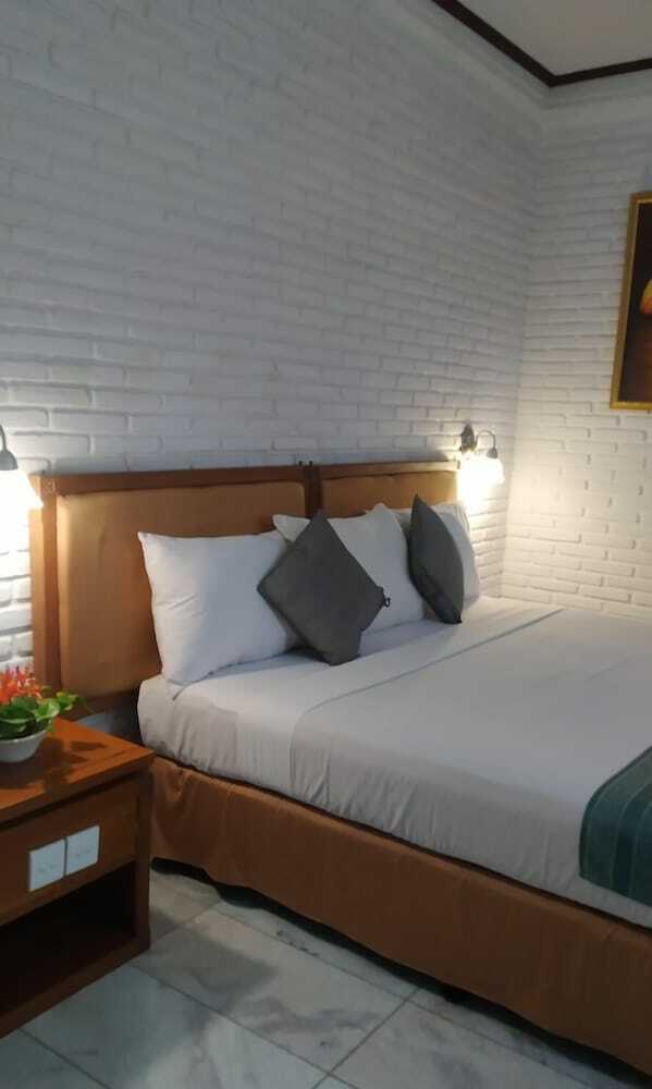 Hotel Puri Padi