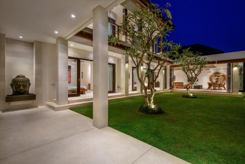 Villa The Maya