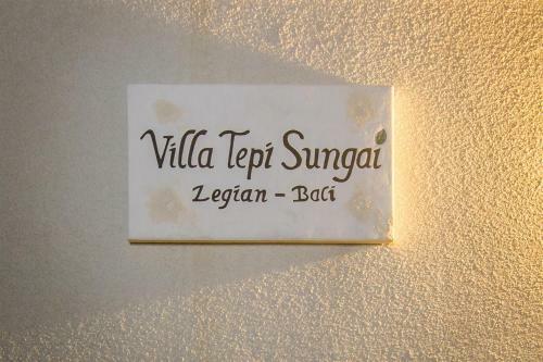 Villa Tepi Sungai