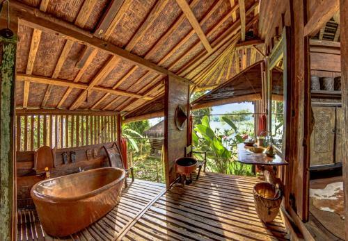 Hotel Bambu Indah