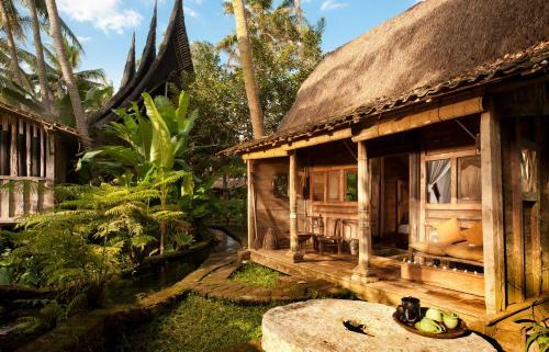 Hotel Bambu Indah